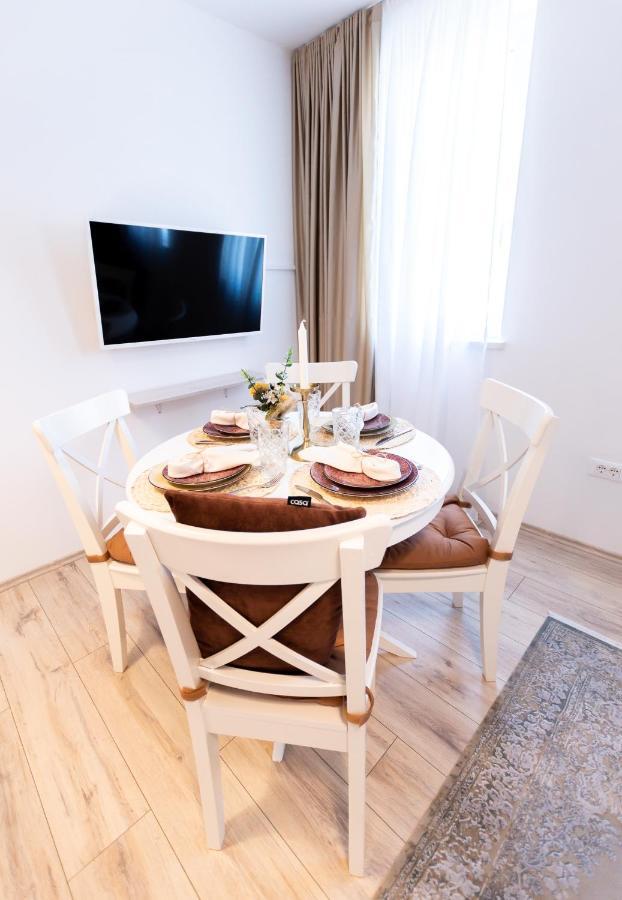 Apartments Mediteraneo Върсар Екстериор снимка
